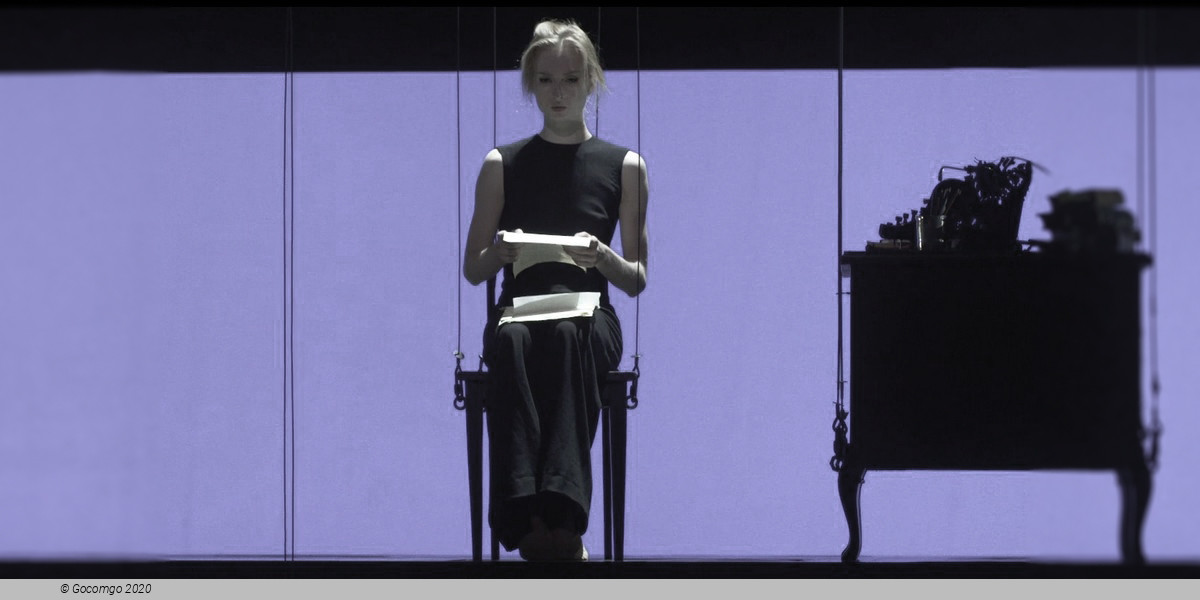 Hedda Gabler, photo 3